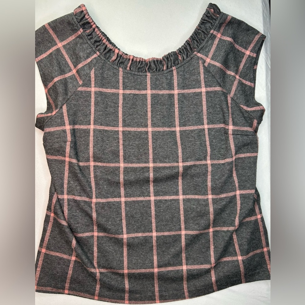 Anthropologie Larke-Chic Pink and Gray Women's Blouse